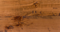 Ciliegio europeo rustico verniciato, morciato piallato a mano e tarlato